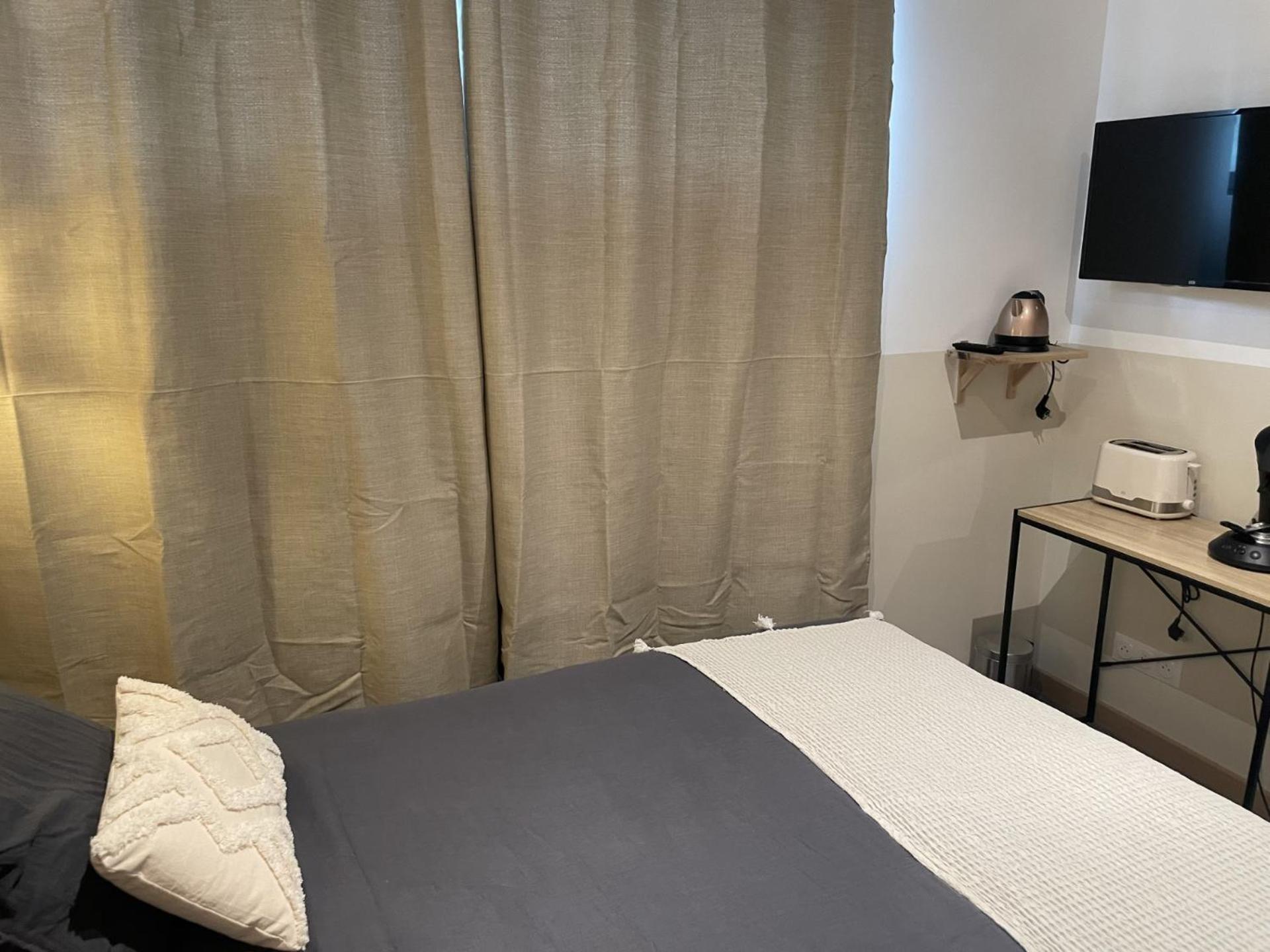 Appartement Côté Nuit à Capestang Extérieur photo